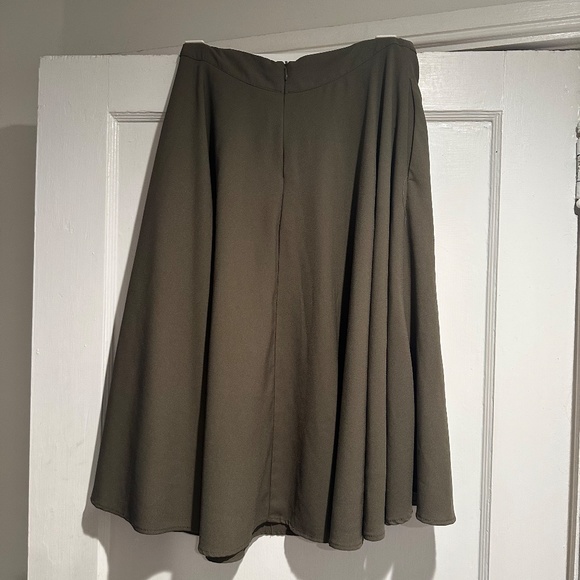Dark Green High Waisted Knee Length Skirt - Picture 2 of 2